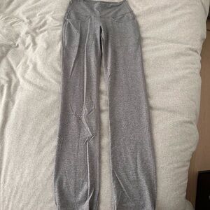 Lululemon grey yoga pants size 6